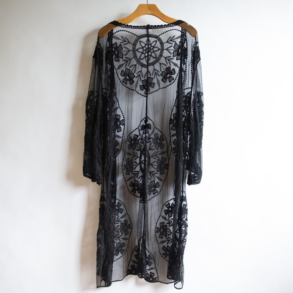 Francesca's Sheer Floral Boho Black Lace Ankle Length Cover Up Kimono - Picture 2 of 10